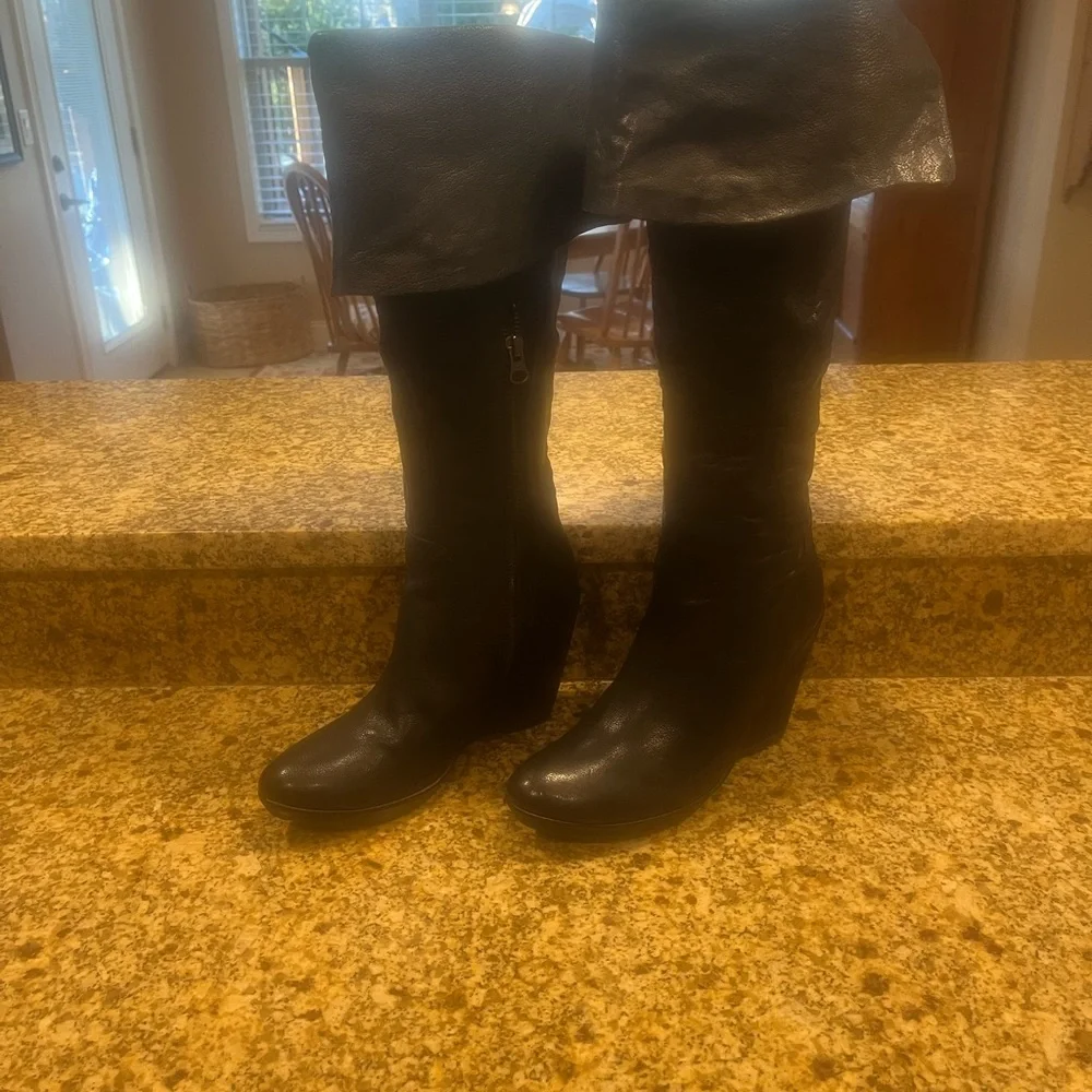Kork-Ease Adrianne Black leather high knee Tall Fold over wedge boots size 8.5